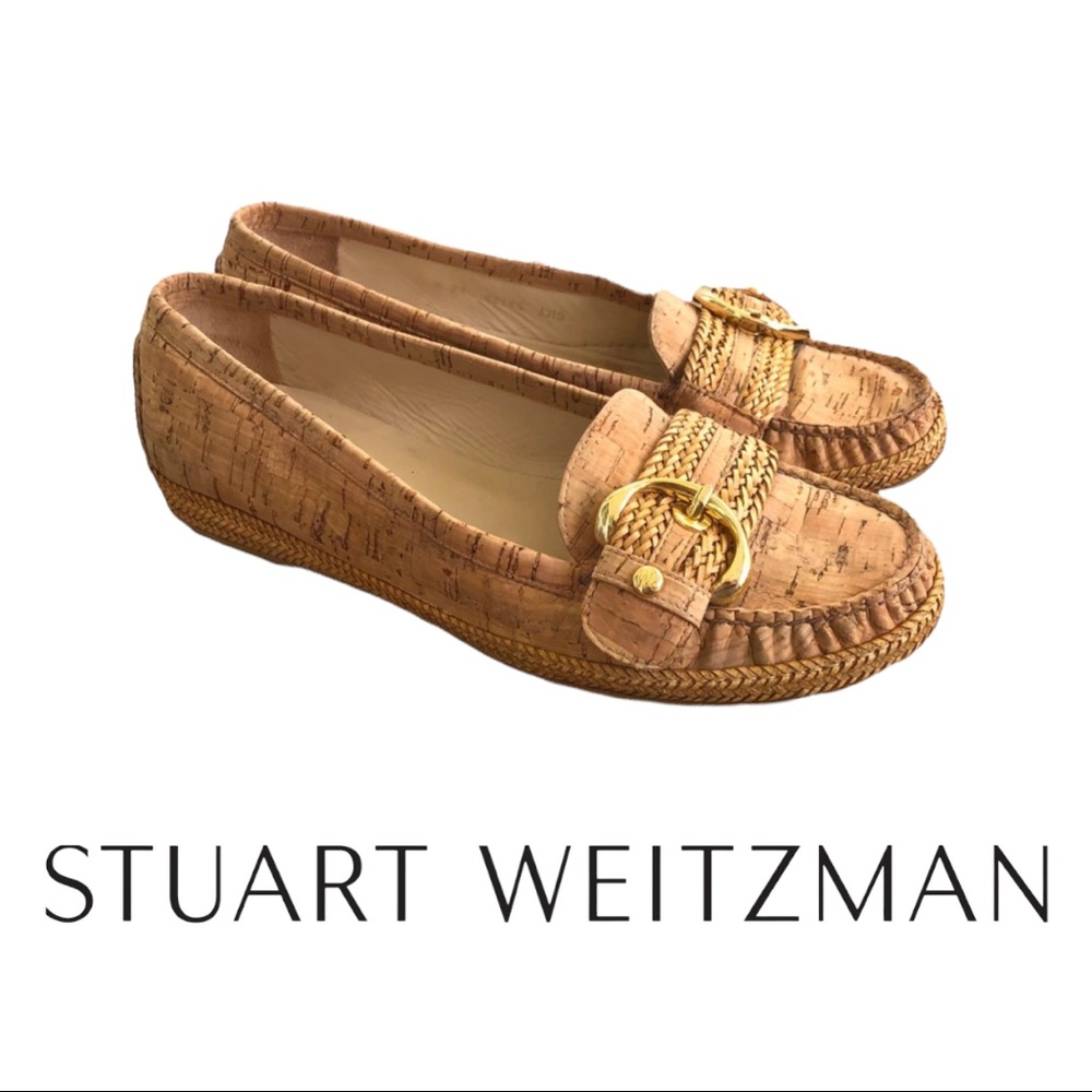 Stuart Weitzman Loafers Flats Size 9.5 Gold Buckle Beige Neutral